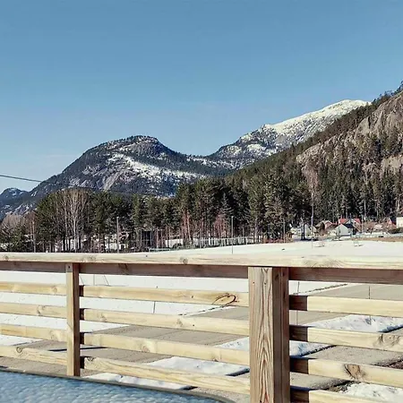 4 Bedroom Stunning In 度假居